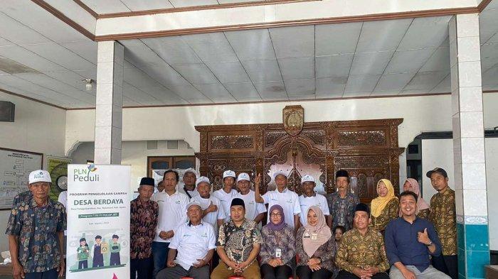 Sulap Sampah Jadi Berkah, PLN UIP JBT Berikan Bantuan Program Bank Sampah di Kabupaten Jepara