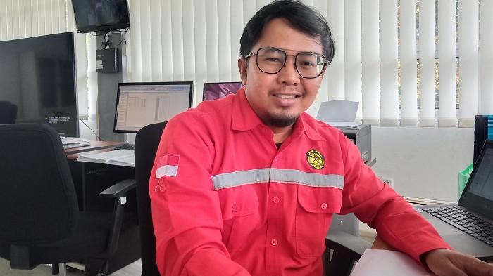 ERUPSI GUNUNG MARAPI - Ketua Pos PGA Bukittinggi, Ahmad Rifandi saat memberikan keterangan, Rabu (30/7/2025). Ahmad Rifandi sebut erupsi Marapi tercatat sebanyak 11 kali rentang 1 hingga 30 Juli 2025 oleh Pos PGA Bukittinggi.