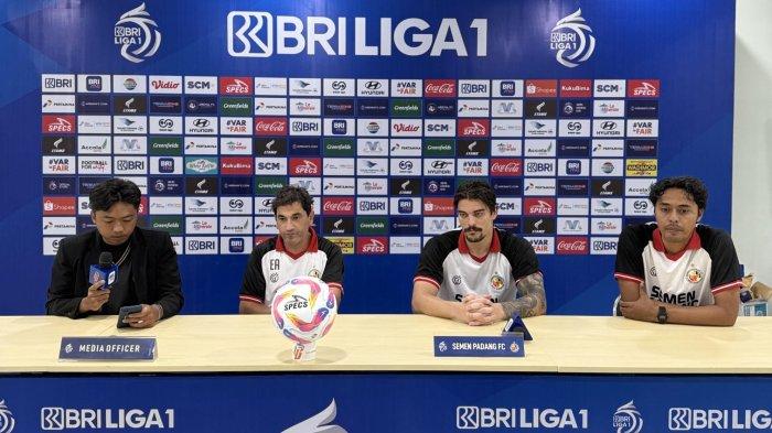 KOMPETISI LIGA 1- Semen Padang FC fokus untuk mencuri tiga poin di kandang Arema FC demi bertahan di Liga 1. Tim Semen Padang FC dijadwalkan untuk melawan Arema FC di Stadion Kanjuruhan pada Sabtu (24/5/2025) pukul 16.00 WIB.