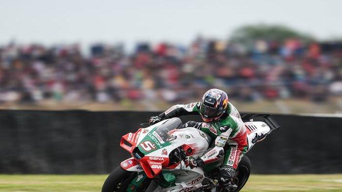 KONDISI PELIK MOTOGP - Dramatis terjadi di ajang MotoGP Prancis 2025 yang berlangsung di Sirkuit Le Mans, Minggu (11/5/2025) waktu setempat menyusul kekacauan akibat kondisi flag-to-flag. Zarco tampil sebagai bintang untuk memetik kemenangan dalam lomba yang berlangsung selama 26 putaran tersebut.