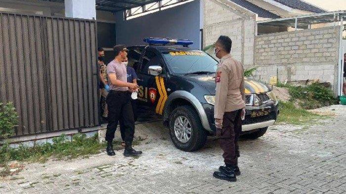 Bocah berusia 10 tahun tinggal di rumah dengan jasad sang ibu selama 3 hari di Ponorogo, Jawa Timur.