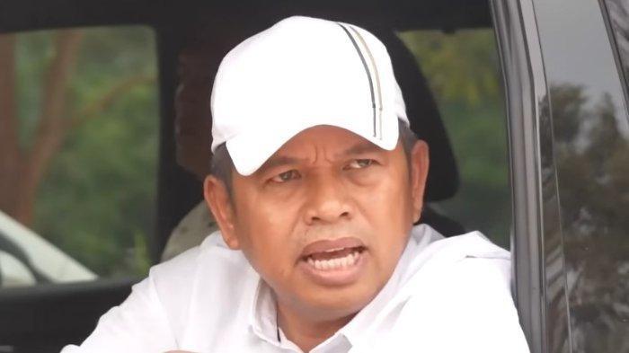DEDI HAPUS PR - Tangkapan layar YouTube Dedi Mulyadi. Dedi Mulyadi bakal hapus PR anak sekolah, duga kuat sering dikerjakan orangtua