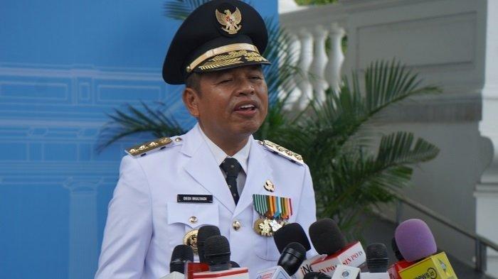 TERAPKAN JAM MALAM - Gubernur Jawa Barat Dedi Mulyadi. Berantas premanisme, selain didikan militer, Dedi Mulyadi bakal terapkan jam malam