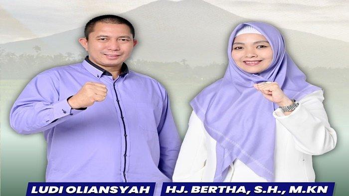 Bakal Pasangan Calon (Bapaslon) Walikota dan Wakil Walikota Pagar Alam Ludi Oliansyah dan Hj. Bertha Edhar dalam waktu dekat akan deklarasi Pilkada Pagar Alam, Selasa (13/8/2024)
