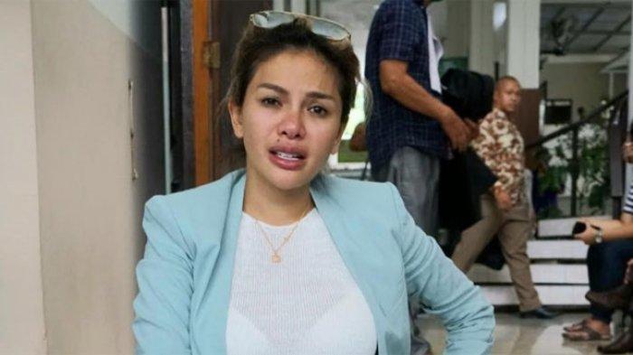 KASUS NIKITA REZA - Nikita Mirzani ketika ditemui di gedung Pengadilan Negeri Jakarta Selatan, Jalan Ampera Raya, Cilandak, Jakarta Selatan, Kamis (28/5/2020). Mediasi Nikita Mirzani dan Reza Gladys Cuma Formalitas