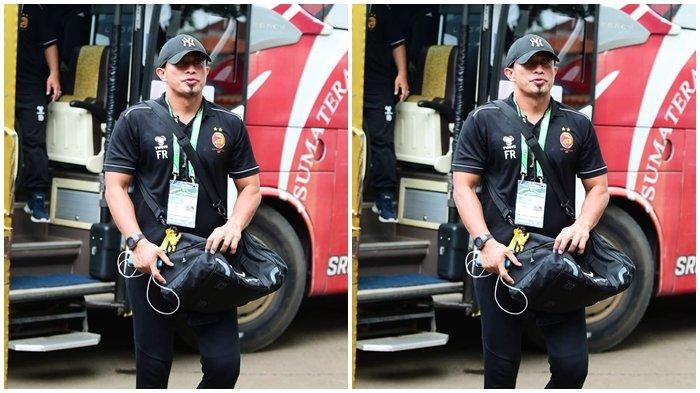PERTAHANKAN FERRY - Pasca meminta manajemen Sriwijaya FC agar mempertahankan coach Hendri Susilo, berikutnya Capo Tifoso Ultras Palembang Qusoi SH minta Ferry Rotunsu juga dipertahankan musim depan.
