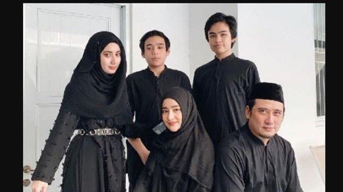 Keluarga selebriti mantap tinggalkan Indonesia, menetap di Kanada.