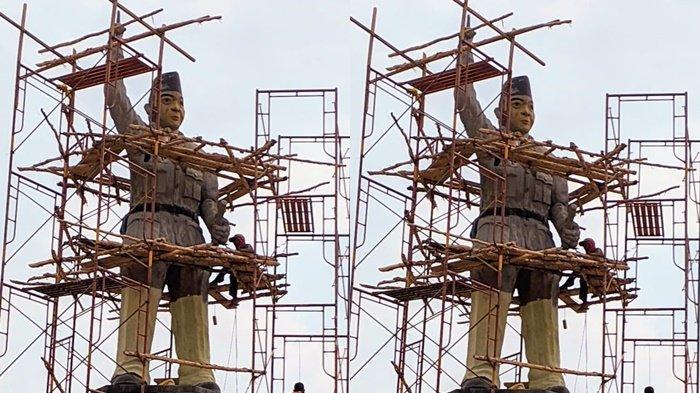 Patung Bung Karno yang sedang dibangun di kawasan Bung Karno Sport Center di Jalan Lintas Kecamatan Banyuasin III, Sumatera Selatan (Sumsel) menjadi sorotan.