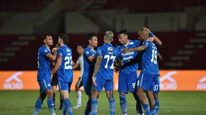 Persib Bandung meraih kemenangan 4-0 atas RANS Nusantara FC pada pertandingan pekan ke-27 Liga 1 2023/2024 di Stadion Sultan Agung, Bantul, Minggu (3/3/2024) malam.