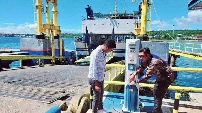 Program electrifying marine merupakan layanan PLN untuk mendukung dan memenuhi kebutuhan listrik pelanggan di pelabuhan maupun sektor perikanan.