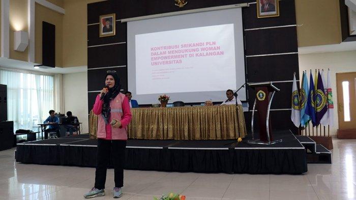 Srikandi PLN UID S2JB berbagi wawasan kelistrikan bersama mahasiswa Universitas Persatuan Guru Republik Indonesia (PGRI) Palembang.