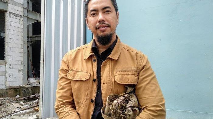 TANGGAPAN SUNAN KALIJAGA - Sunan Kalijaga saat dijumpai Grid.ID di kawasan Tendean, Mampang, Jakarta Selatan, Kamis (4/7/2019). Sunan Kalijaga Puji Keberanian Lisa Mariana Tes DNA untuk Buktikan Darah Daging RK