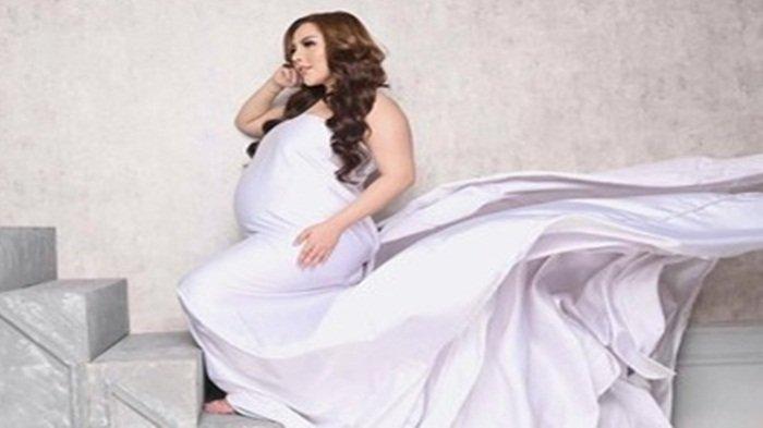 LISA TAK NIKAH - Tangkapan layar Instagram Lisa Mariana. Terungkap alasan Lisa Mariana tak dinikahi ayah biologis anaknya