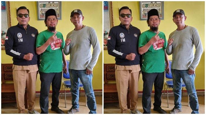 Pentolan tiga kelompok suporter Sriwijaya FC; Qusoi selaku Capo Tifoso Ultras Palembang, Yayan Hariansyah Ketum Singa Mania, Eddy Ismail Ketum Sriwijaya Mania.