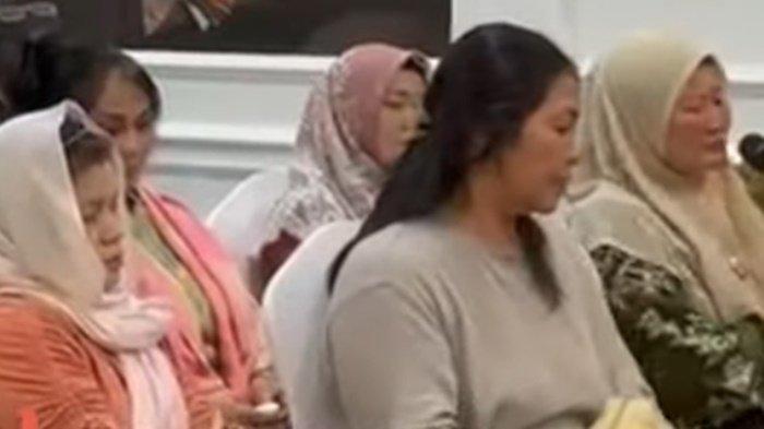 PEMAIN SIRKUS DISIKSA - Tangkapan layar YouTube KompasTv Kamis (17/4/2025). Viral pengakuan pemain sirkus disiksa Bos