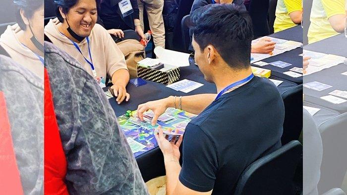 Yoshi Sudarso saat bertanding Digimon Card Game di event Bandai Card Games Festival 24-25 World Tour di Jakarta.