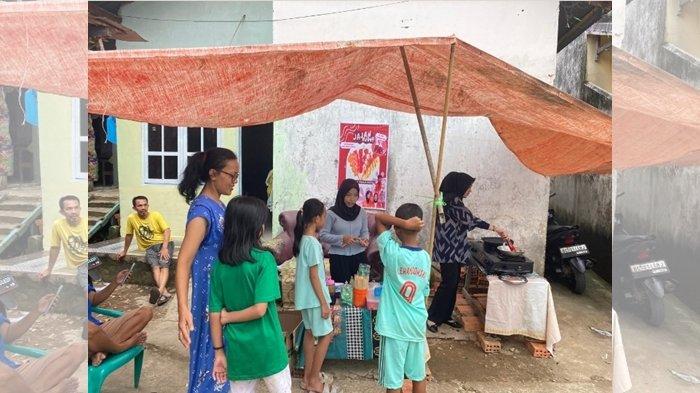 BISNIS GEN Z - Bagaimana mahasiswa Gen Z memulai bisnis? Cukup dengan modal Rp200.000 dan ide kreatif, mereka bisa jalankan usaha dari rumah.