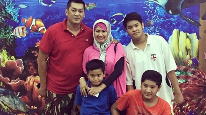 Keluarga artis Donny Kesuma.