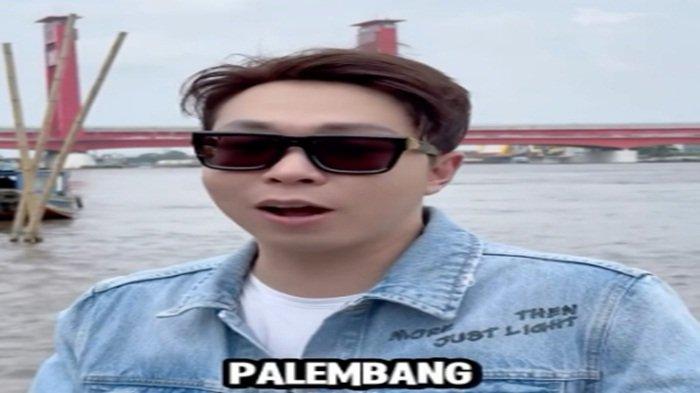 RICHARD MASAK BESAR - Tangkapan layar Instagram dr Richard Lee Kamis (27/3/2025). Kembalikan citra dari konten rendang, dr Richard Lee beri 1 ton ayam di acara Masak Besar Palembang