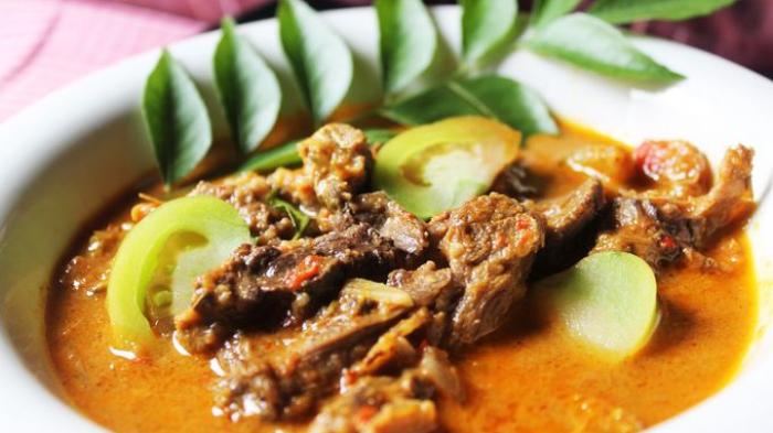 Gulai kambing.