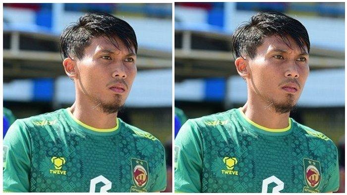 SANDANG BAN KAPTEN - Hafit Ibrahim saat menyandang ban kapten tim Sriwijaya FC 2023/24 asli wong Sumsel.