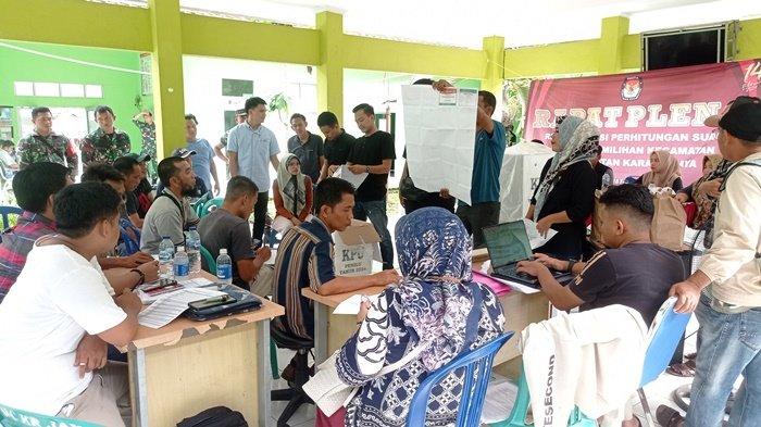 Ilustrasi: Penghitungan suara ulang di Kecamatan Karang Jaya, Kabupaten Musi Rawas Utara (Muratara) beberapa waktu lalu.