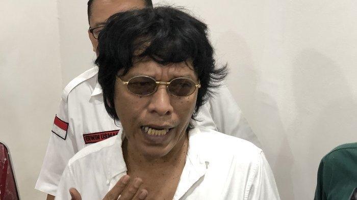 Adian Napitupulu.