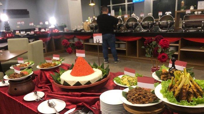 Hotel Best Western Plus Coco Palu di Sulawesi Tengah menawarkan kuliner menarik dalam rangka Hari Kemerdekaan Republik Indonesia. Pada tanggal 17 Agustus 2024, hotel yang terletak di Jl Basuki Rahmat, Kelurahan Birobuli Utara, Kecamatan Palu Selatan, Kota Palu itu akan mengusung tema