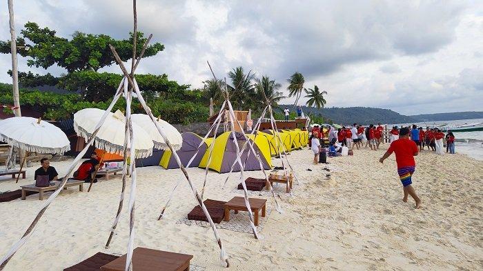 Pantai Kurakura di Desa Boneoge, Kecamatan Banawa, Kabupaten Donggala.