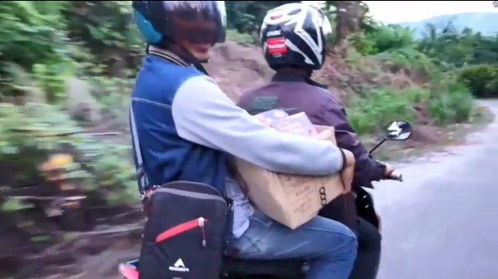 Potret Kawan Babaca melaksanakan kegiatan Perpustakaan Kardus