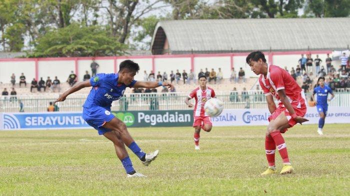 Laga perdana PSCS Cilacap vs Deltras FC Sidoarjo di Stadion Wijaya Kusuma Cilacap. Senin (11/9). Laga kandang bagi PSCS Cilacap ini berakhir imbang dengan skor 1-1.