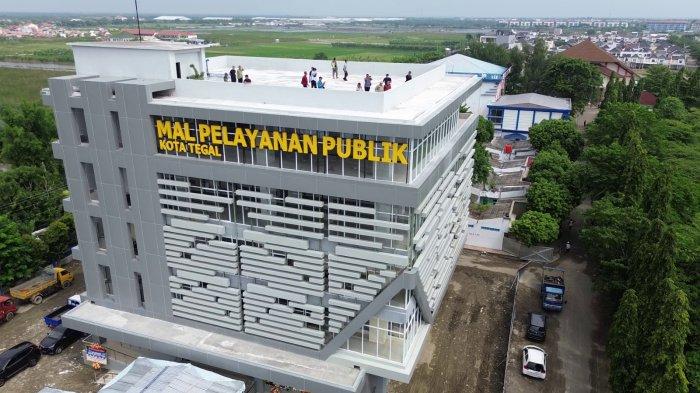 Penampakan Gedung Mal Pelayanan Publik (MPP) Kota Tegal yang memiliki lima lantai.