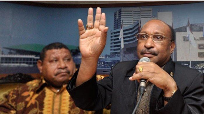 Politisi senior Papua, Paskalis Kossay.