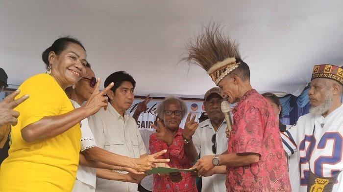 Tujuh suku besar di Kepulauan Yapen ditambah dari Biak Numfor Supiori siap menyatakan dukungan untuk pasangan calon Wali Kota dan Wakil Wali Kota Jayapura nomor urut 2, Jhony Banua Rouw-HM Darwis Massi. Foto:Taniya Sembiring