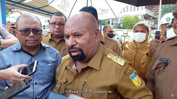 Foto mendiang eks Gubernur Papua Lukas Enembe.