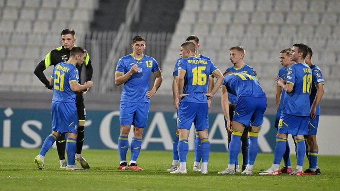 Timnas Ukraina wajib mengalahkan Italia di BayArena, Leverkusen, Jerman, agar bisa lolos ke Euro 2024. Laga penentuan bagi kedua tim digelar pada Selasa (21/11/2023) dini hari WIB.