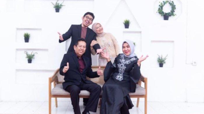 DR. Welly Wirman. M.Si dan keluarga