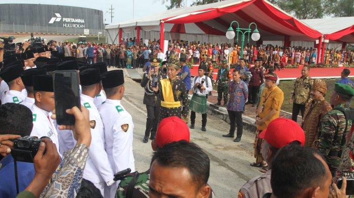 Sejumlah rangkaian acara memeriahkan peringatan Hari Lahir Pancasila (Harlah) 2024 di Lapangan Garuda Pertamina Hulu Rokan di Dumai, Sabtu (1/6/2024). (TRIBUN PEKANBARU/THEO RIZKY).