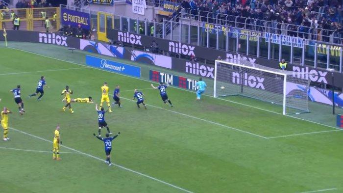 Pemain Inter Milan rayakan kegagalan Verona mengeksekusi penalti