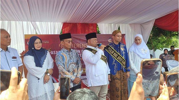 Konperensi pers Yusri dan Rinto Pramono usai mendaftar ke KPU Kampar Rabu (28/8/2024)