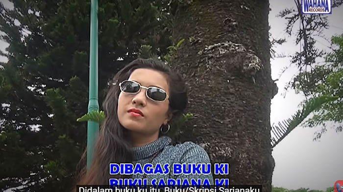 kunci gitar dan lirik lagu Esterlina