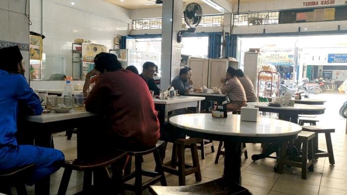 ngopi di kedai kopi bengkalis
