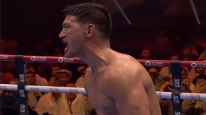 Ekspresi Dmitry Bivol usai mengalahkan Malik Zinad Minggu 2 Juni 2024