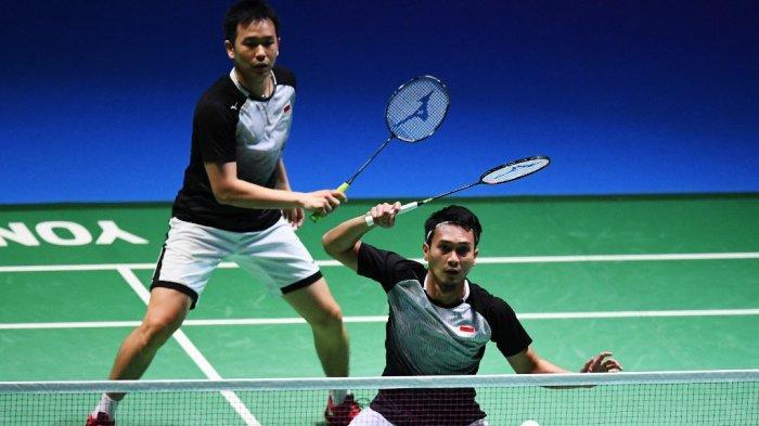 Ganda Putra senior Indonesia, Mohammad Ahsan/Hendra Setiawan satu diantara juara Kejuaraan Dunia BWF yang kembali turun untuk edisi 2023
