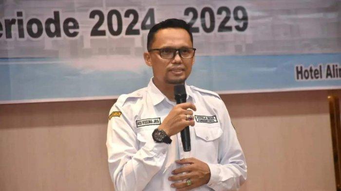 Kepala Desa Punggur Kecil Adi Kusumajaya sekaligus Ketua DPC Apdesi Kabupaten Kubu Raya periode 2024-2029.