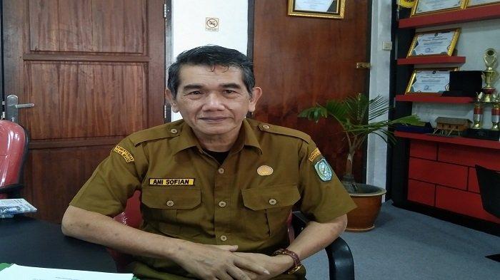 Kepala Badan Kepegawaian Daerah (BKD) Kalbar Ani Sofyan saat ditemui di Kantornya Senin, 16 Oktober 2023.
