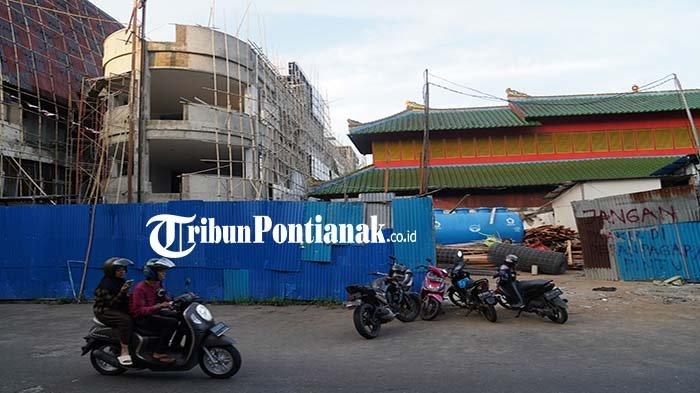 Kondisi pembangunan Mall Pelayanan Publik (MPP) Pontianak, di Kawasan Pasar Kapuas Indah, Kota Pontianak, Kamis, 21 September 2023.