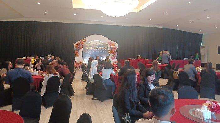 Mengusung tema Fun7astic Anniversary, Qubu Resort merayakan ulang tahunnya di The Q Hall Lantai 2 Ruang Mahoni, Selasa (4/12/2023).