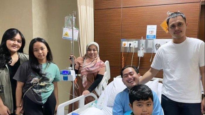 Meski sudah bercerai, Muzdalifah baru-baru ini memuji Nassar secara balk-blakan.