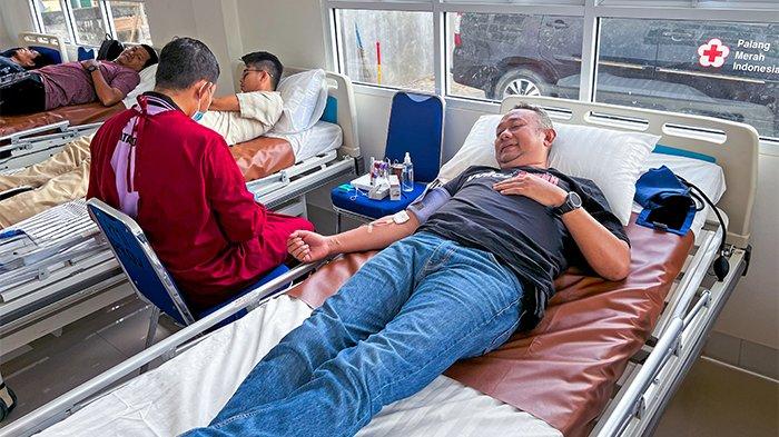 PT Cita Mineral Investindo Tbk atau CMI terus berkomitmen dalam melaksanakan program Pengembangan dan Pemberdayaan Masyarakat (PPM) bidang kesehatan melalui aksi kemanusiaan dengan menyelenggarakan kegiatan donor darah yang digelar di Kantor Palang Merah Indonesia (PMI) Pontianak, Kalimantan Barat, Sabtu 9 Desember 2023.